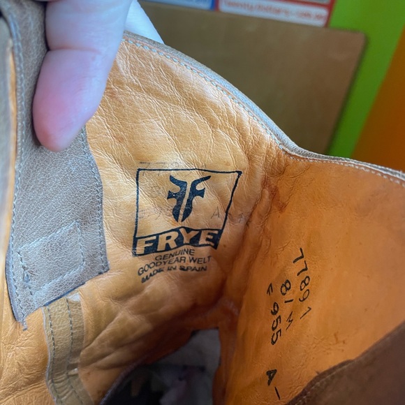 FRYE ,Brown Studded Leather Boots wonderful condition, made in SPAIN . - Picture 6 of 12